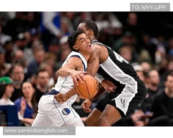 新旧状元对决！文班亚马5三分打败独行侠，弗拉格空砍32难救主